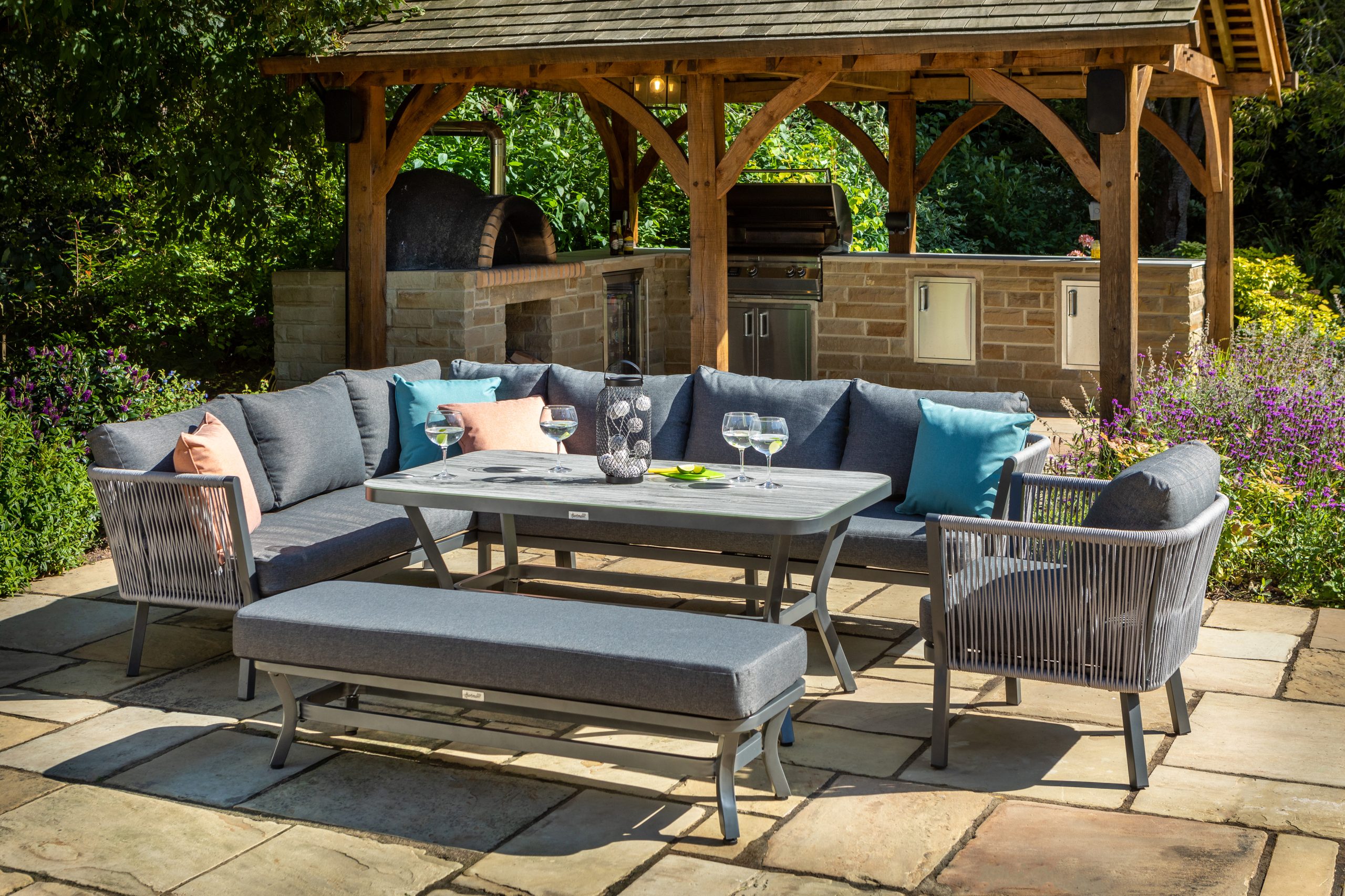 Hartman Dubai Rectangular Casual Dining Set with 2 Seat Bench