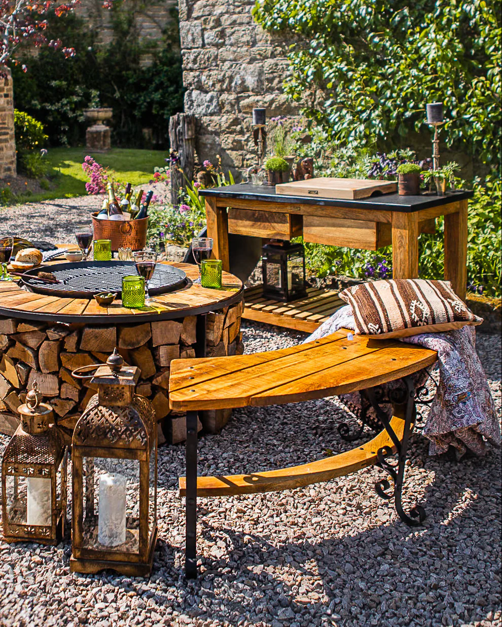 Kadai - Curved Bench - "Display only" - Image 2
