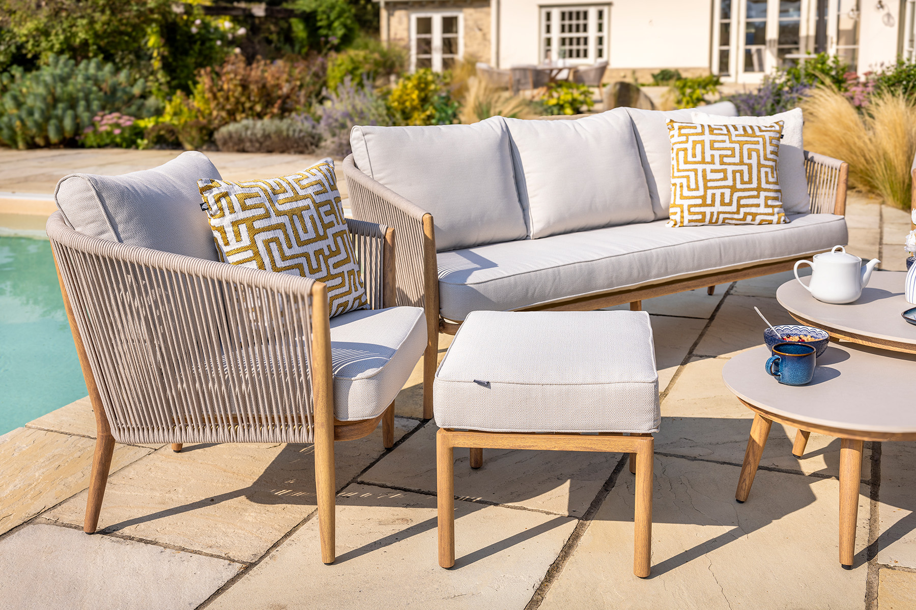 Portico 3 Seat Lounge Set_3