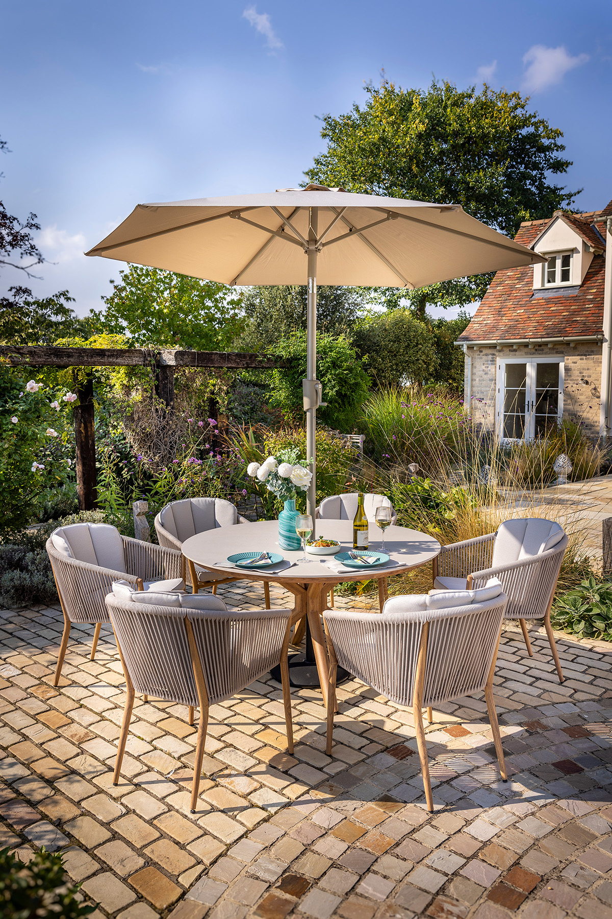 Portico 6 Seat Round Set_3